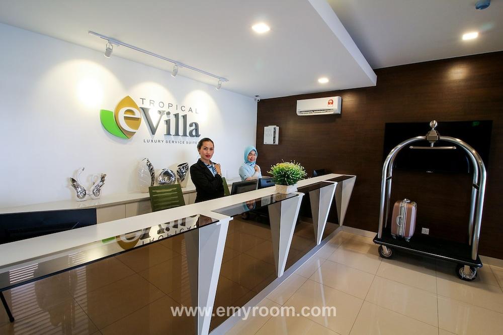 Tropical Villa Service Suite By Nn Seri Kembangan Exterior photo